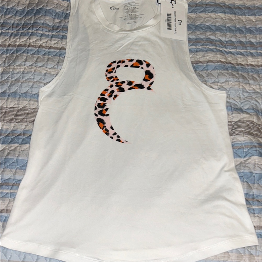 ZYIA White Tank Top with Leopard Print Design